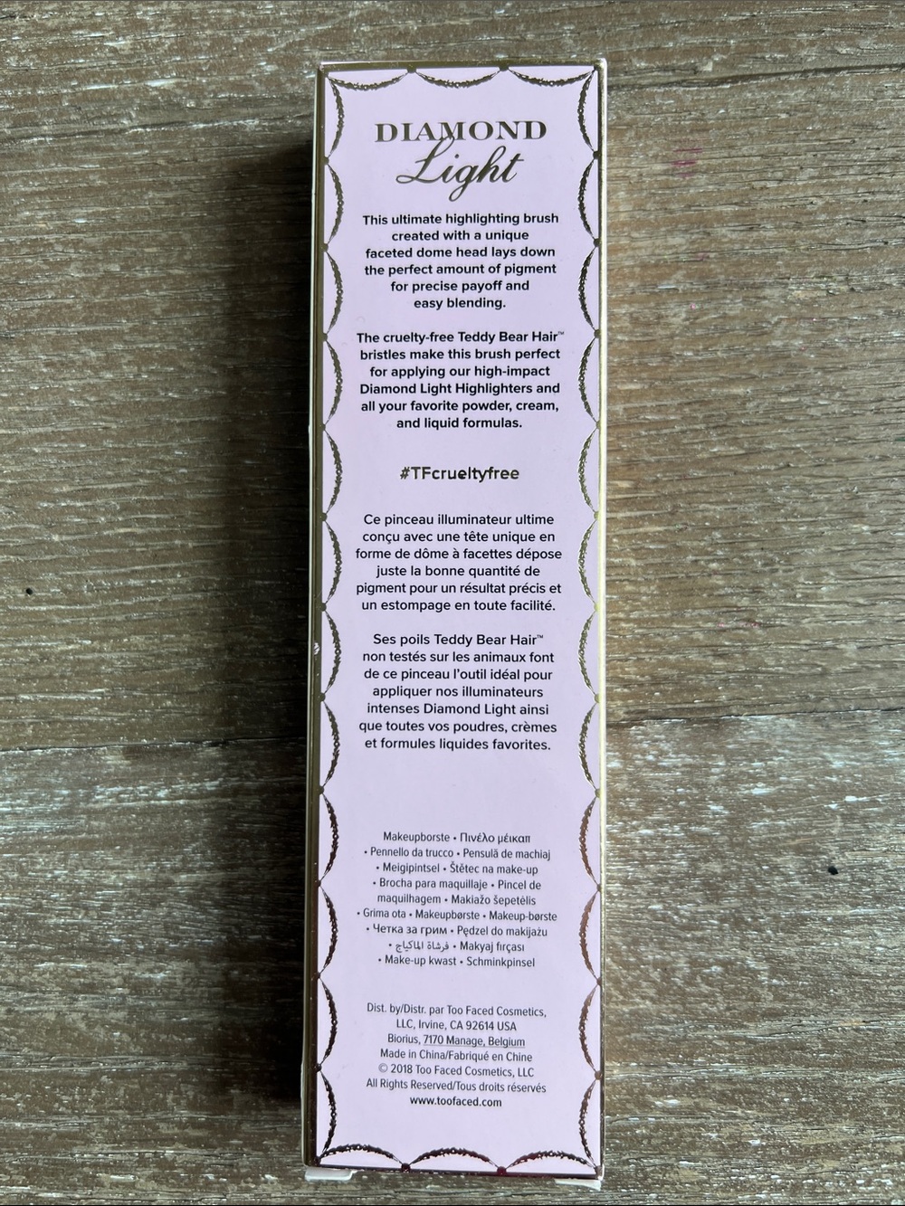 NWB Too Faced Diamond Light Highlighting Brush - Picture 3 of 7
